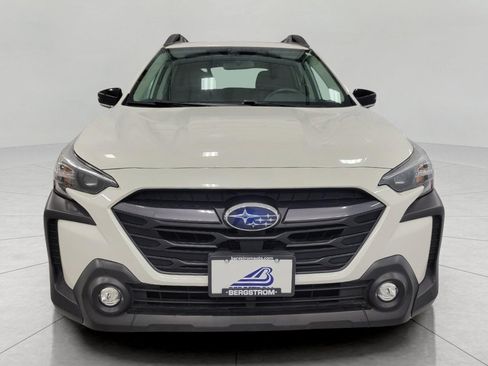 Used 2025 Subaru Outback Premium AWD/4WD image 41