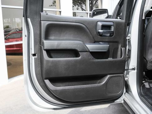 Used 2018 Chevrolet Silverado 1500 LT w/ Texas Edition AWD/4WD image 41