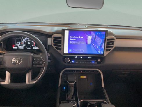 Certified 2025 Toyota Tundra Limited AWD/4WD image 29