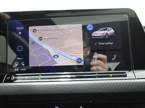 Used 2024 Volkswagen Golf R image 53