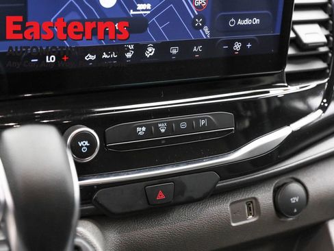 Used 2023 Ford Transit 350 XLT RWD image 20