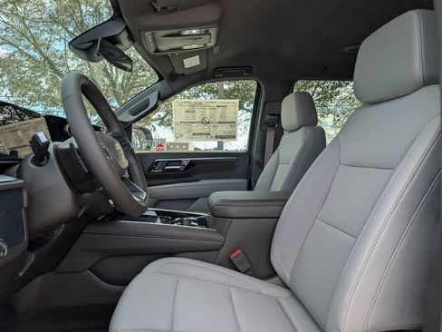 New 2026 Chevrolet Suburban LS image 14