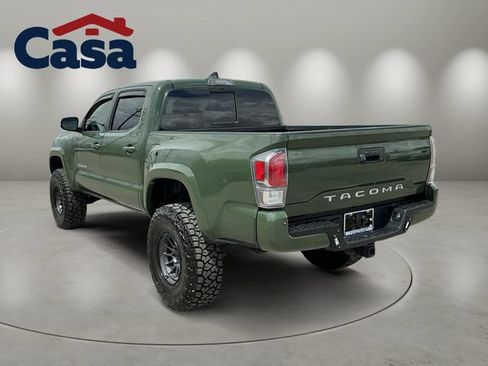 Used 2021 Toyota Tacoma TRD Sport w/ TRD Premium Sport Package AWD/4WD image 4