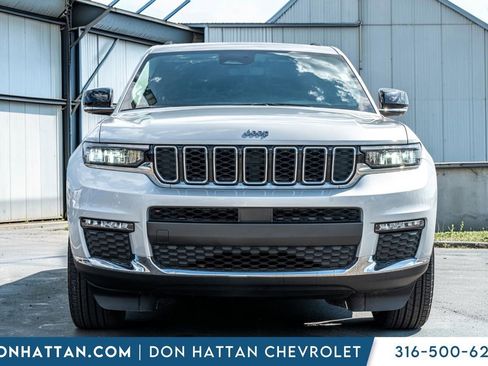 Used 2023 Jeep Grand Cherokee L Limited image 37