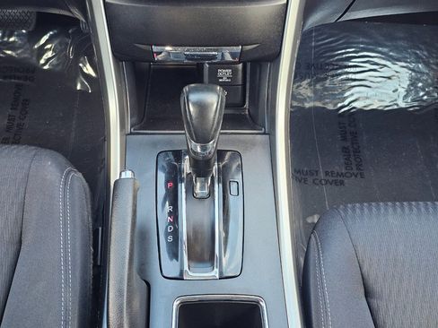 Used 2015 Honda Accord Sport image 21