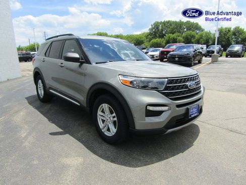Certified 2020 Ford Explorer XLT w/ Equipment Group 202A AWD/4WD image 9
