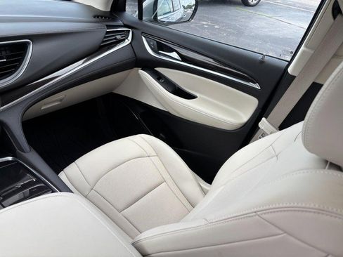 Certified 2023 Buick Enclave Essence w/ Experience Buick Package FWD image 17