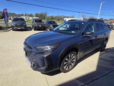 Used 2024 Subaru Outback Limited image 4