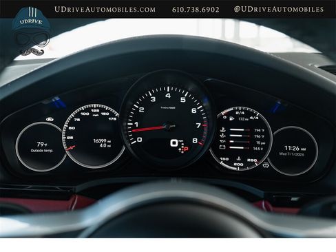 Used 2022 Porsche Cayenne AWD/4WD image 31