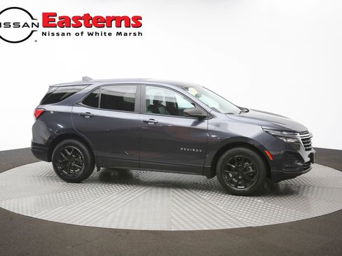 Used 2022 Chevrolet Equinox LS w/ LS Convenience Package image 46