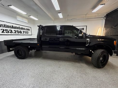 Used 2019 Ford F350 Lariat w/ Lariat Ultimate Package AWD/4WD image 2