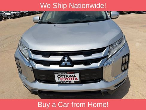 Used 2020 Mitsubishi Outlander Sport SE AWD/4WD image 3
