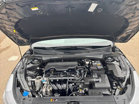 Used 2025 Kia K4 FWD image 31