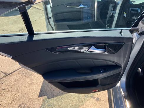 Used 2012 Mercedes-Benz CLS 550 image 11