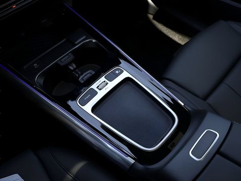 New 2026 Mercedes-Benz GLA 250 4MATIC image 24