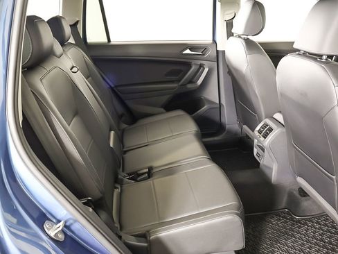 Used 2019 Volkswagen Tiguan SEL image 37