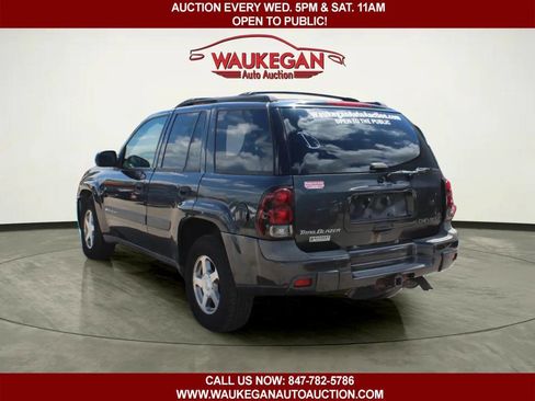 Used 2004 Chevrolet TrailBlazer LS w/ LS Preferred Equipment Group AWD/4WD image 5
