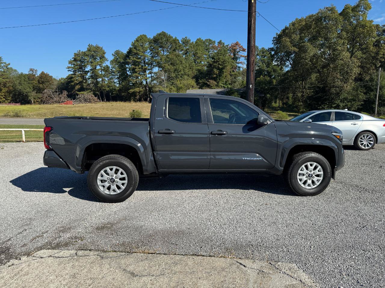 Used 2024 Toyota Tacoma SR5 RWD image 2