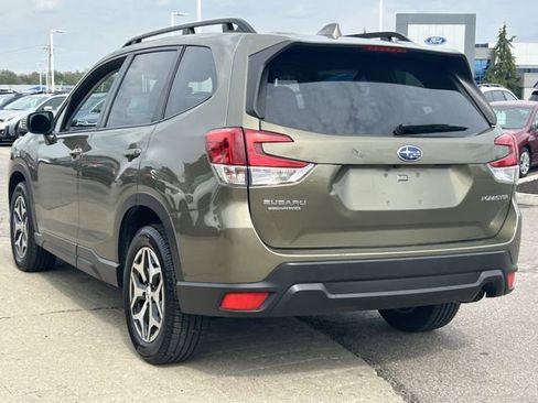 Certified 2023 Subaru Forester Premium AWD/4WD image 5