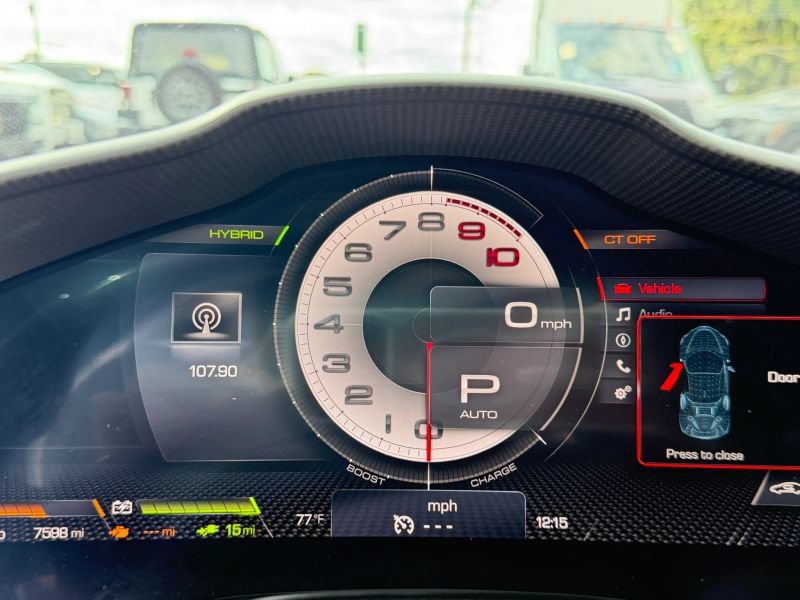 Used 2022 Ferrari SF90 Stradale AWD/4WD image 22