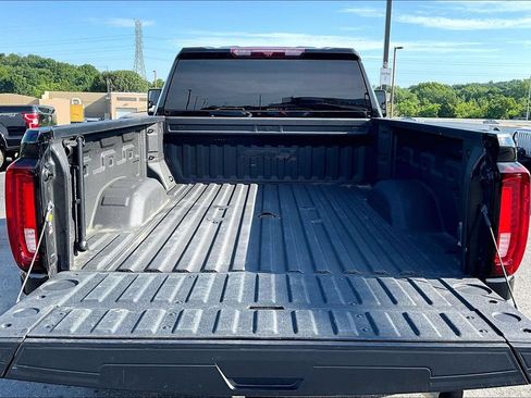Used 2021 GMC Sierra 2500 AT4 w/ Gooseneck/5TH Wheel Package AWD/4WD image 9