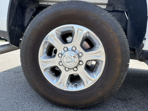 Used 2025 RAM 2500 Big Horn AWD/4WD image 19