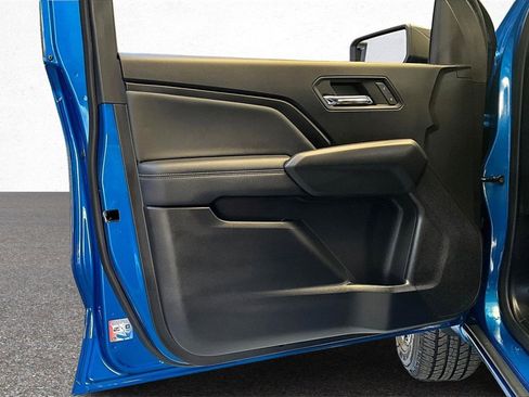 Used 2024 Chevrolet Colorado LT w/ LT Convenience Package III image 21