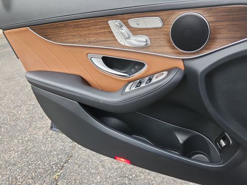 Used 2020 Mercedes-Benz C 300 Sedan image 25