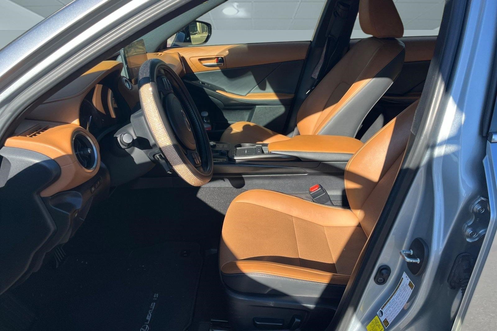 Used 2021 Lexus IS 300 w/ Comfort Package RWD image 3