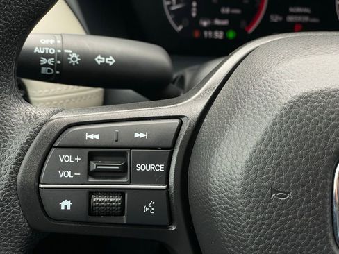 Certified 2025 Honda HR-V LX image 15