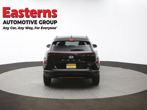 Used 2024 Hyundai Kona SEL image 36