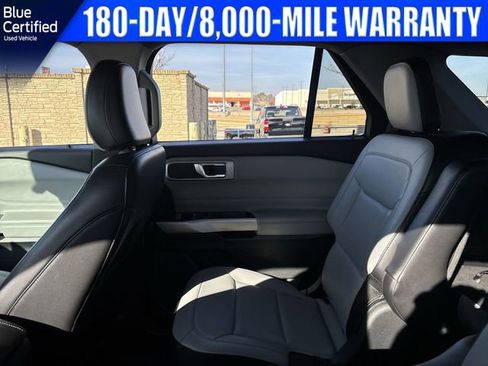 Used 2021 Ford Explorer XLT w/ Equipment Group 202A image 15