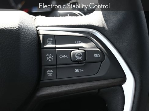 New 2026 Jeep Grand Cherokee Limited image 13