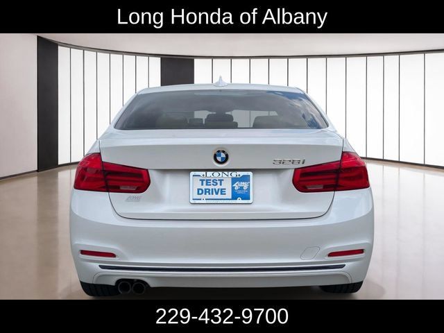 Used 2016 BMW 328i Sedan RWD image 7