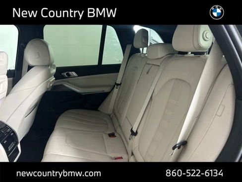 Used 2021 BMW X5 xDrive40i w/ Convenience Package AWD/4WD image 13