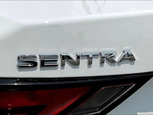 Used 2025 Nissan Sentra SV FWD image 26
