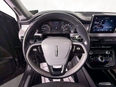 Used 2020 Lincoln Corsair AWD w/ Premium Package image 11