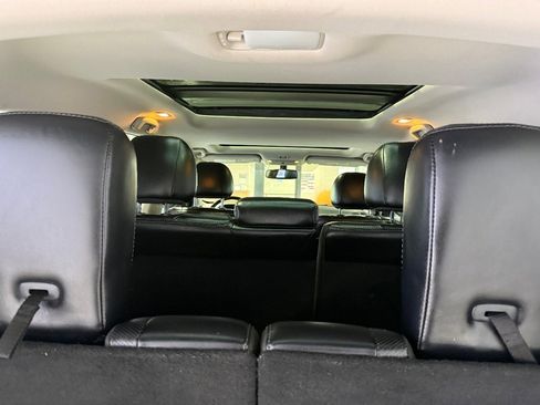 Used 2020 Nissan Pathfinder Platinum image 48