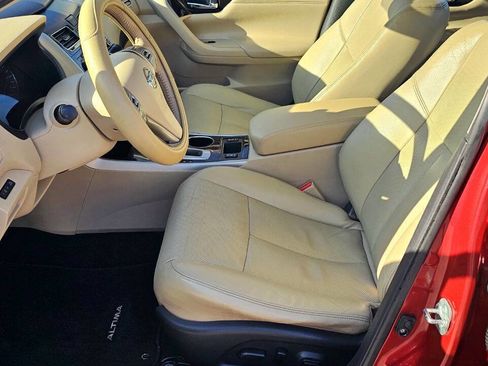 Used 2015 Nissan Altima 2.5 SL w/ Technology Package image 12