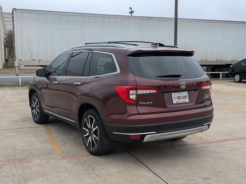 Used 2022 Honda Pilot Touring image 3