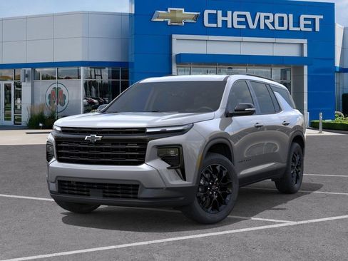 New 2026 Chevrolet Traverse LT w/ Midnight/Sport Edition AWD/4WD image 6