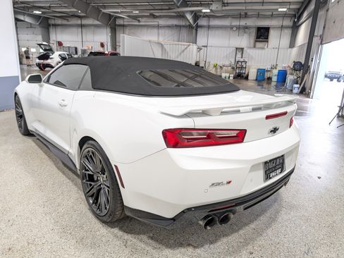 Used 2018 Chevrolet Camaro ZL1 RWD image 5