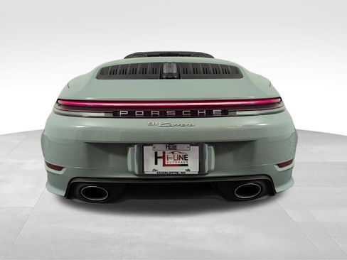 Used 2025 Porsche 911 Carrera image 32