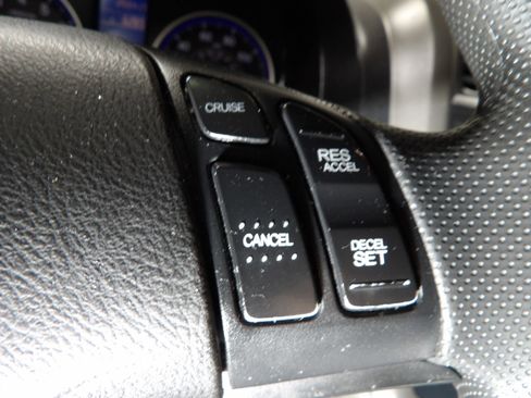 Used 2011 Honda CR-V LX image 15