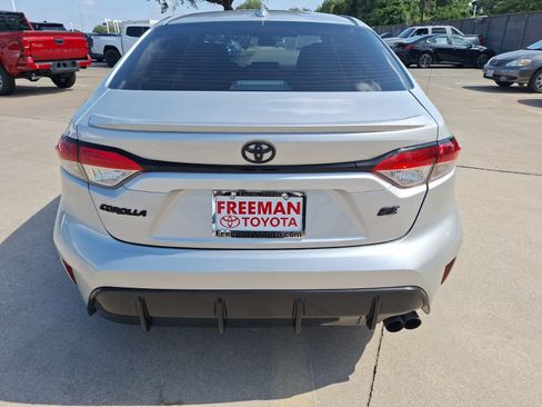 Used 2025 Toyota Corolla SE FWD image 5
