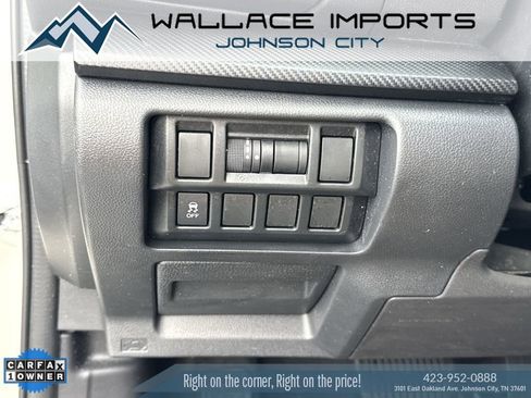 Used 2019 Subaru Crosstrek 2.0i w/ Eyesight System image 31