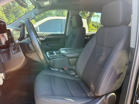 Certified 2024 Chevrolet Silverado 1500 LT AWD/4WD image 9