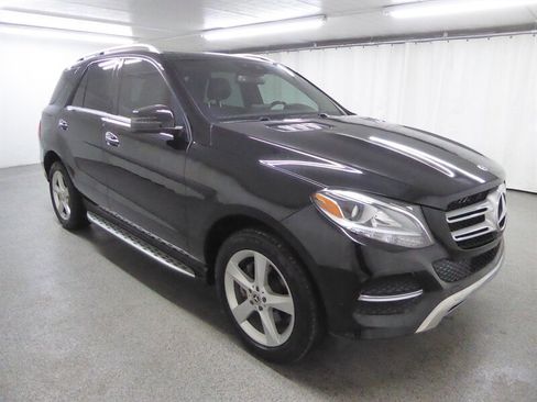 Used 2018 Mercedes-Benz GLE 350 w/ Premium 1 Package image 1