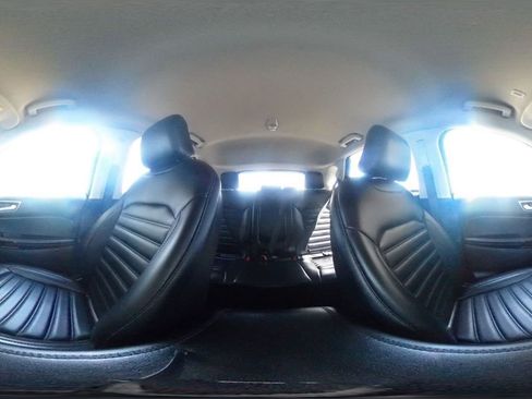 Used 2024 Ford Edge SEL image 42