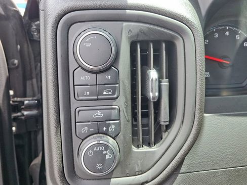 Used 2020 Chevrolet Silverado 1500 Custom w/ Custom Value Package AWD/4WD image 21